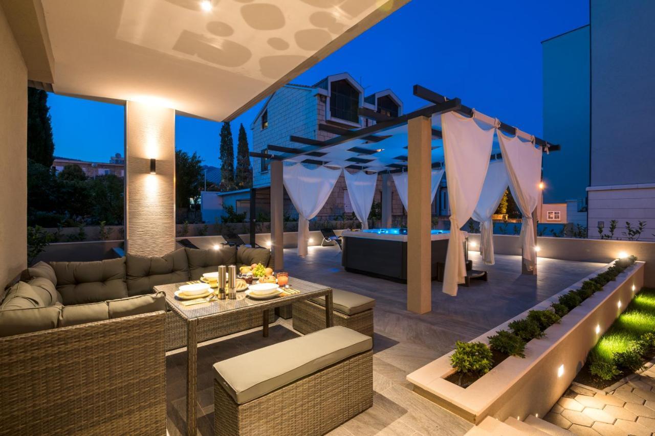 Family Apartment Dubrovnik - Private Jacuzzi Terrace, Private Parking Ngoại thất bức ảnh