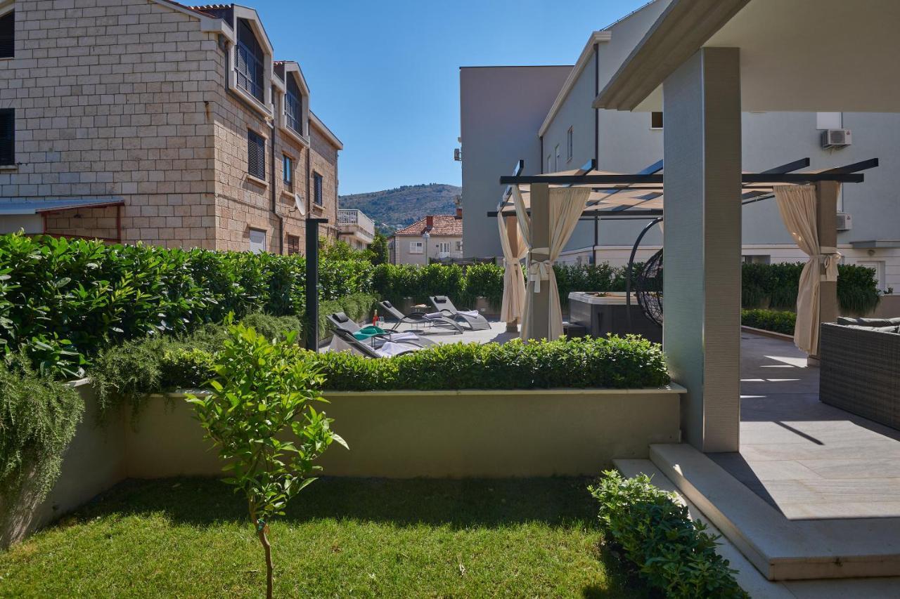Family Apartment Dubrovnik - Private Jacuzzi Terrace, Private Parking Ngoại thất bức ảnh