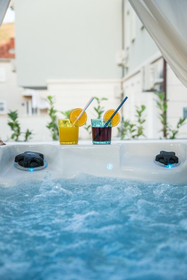 Family Apartment Dubrovnik - Private Jacuzzi Terrace, Private Parking Ngoại thất bức ảnh