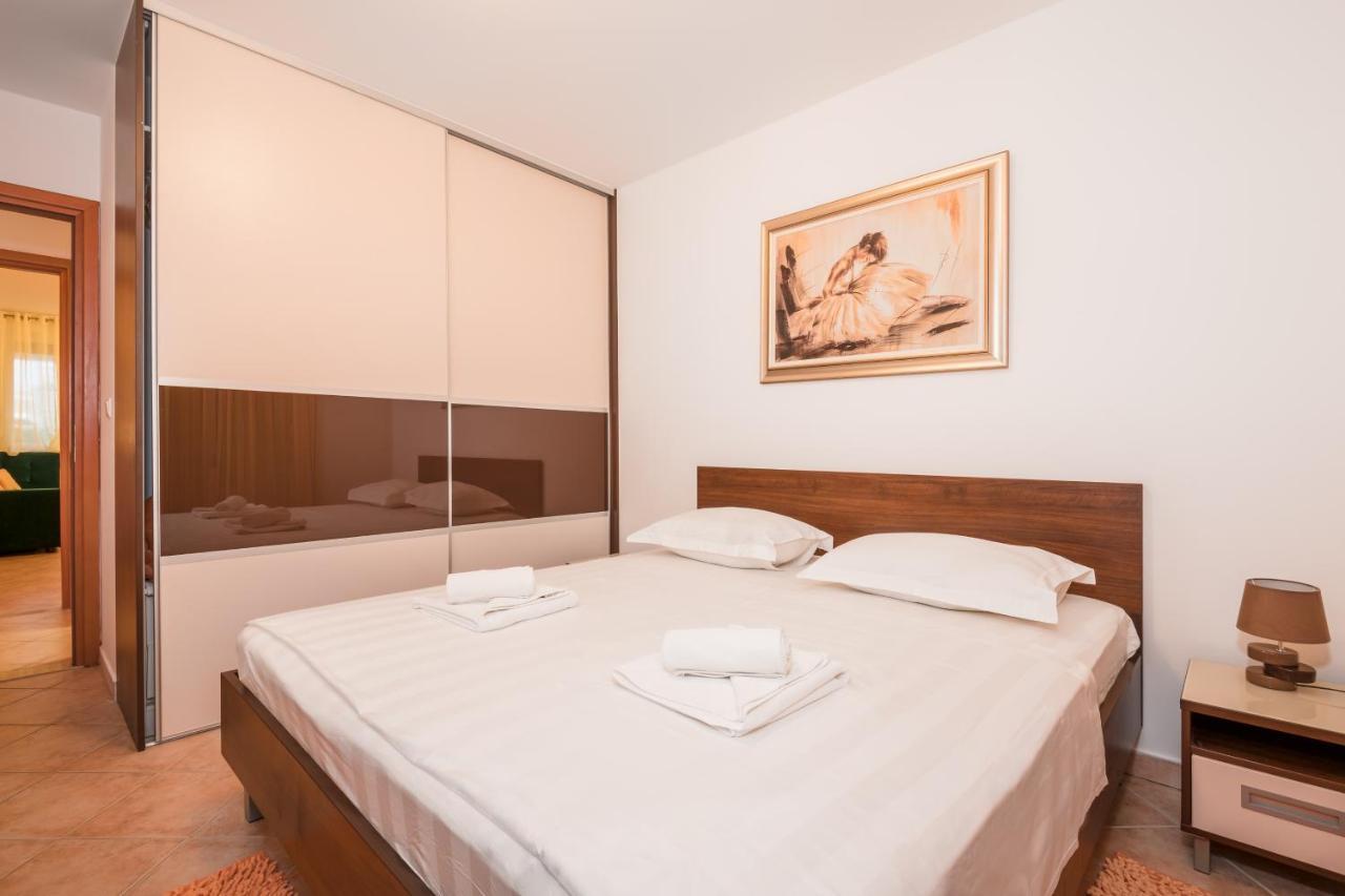 Family Apartment Dubrovnik - Private Jacuzzi Terrace, Private Parking Ngoại thất bức ảnh